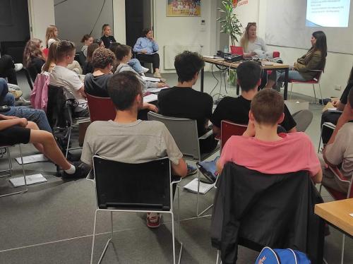 Tečaj za nove pomoćne suce i suce 2023.